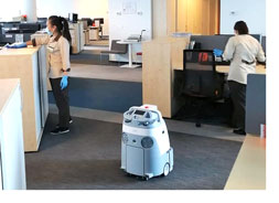 Компания «Сервис Престиж» протестировала нового «робота-уборщика»